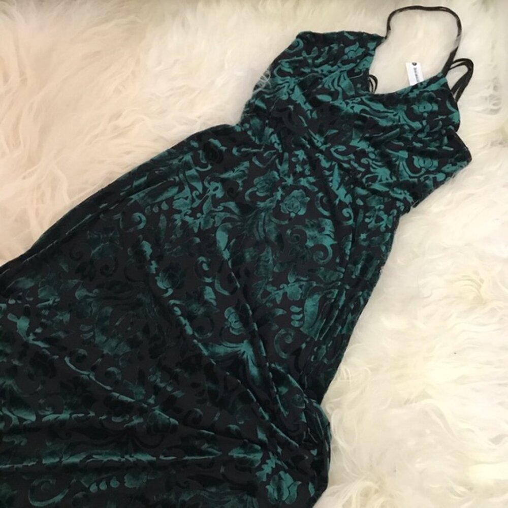 AQUA Velvet Burnout Maxi Dress - Picture 3 of 5